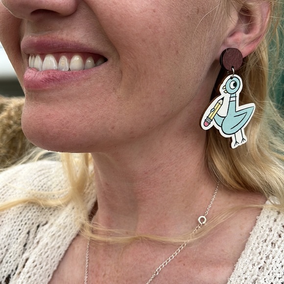 Mo Willems Pigeon Book Character Earrings/ teacher / librarian - Picture 4 of 10